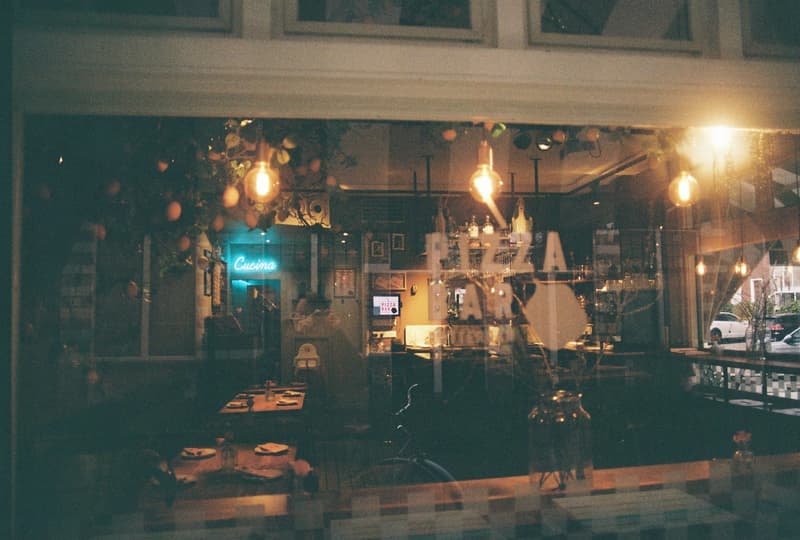 https://blob.douwez.dev/hugo/Pentax ME/Kodak Gold/2025-03-29/000018.JPG