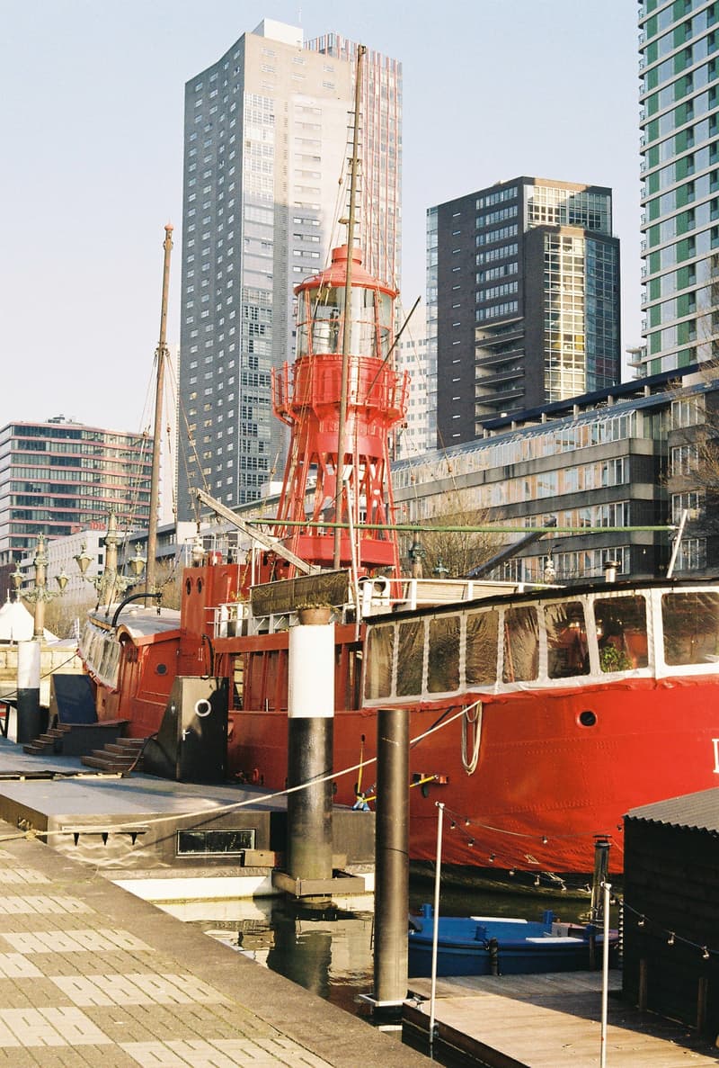 https://blob.douwez.dev/hugo/Pentax ME/Kodak Gold/2025-03-15/28.JPG